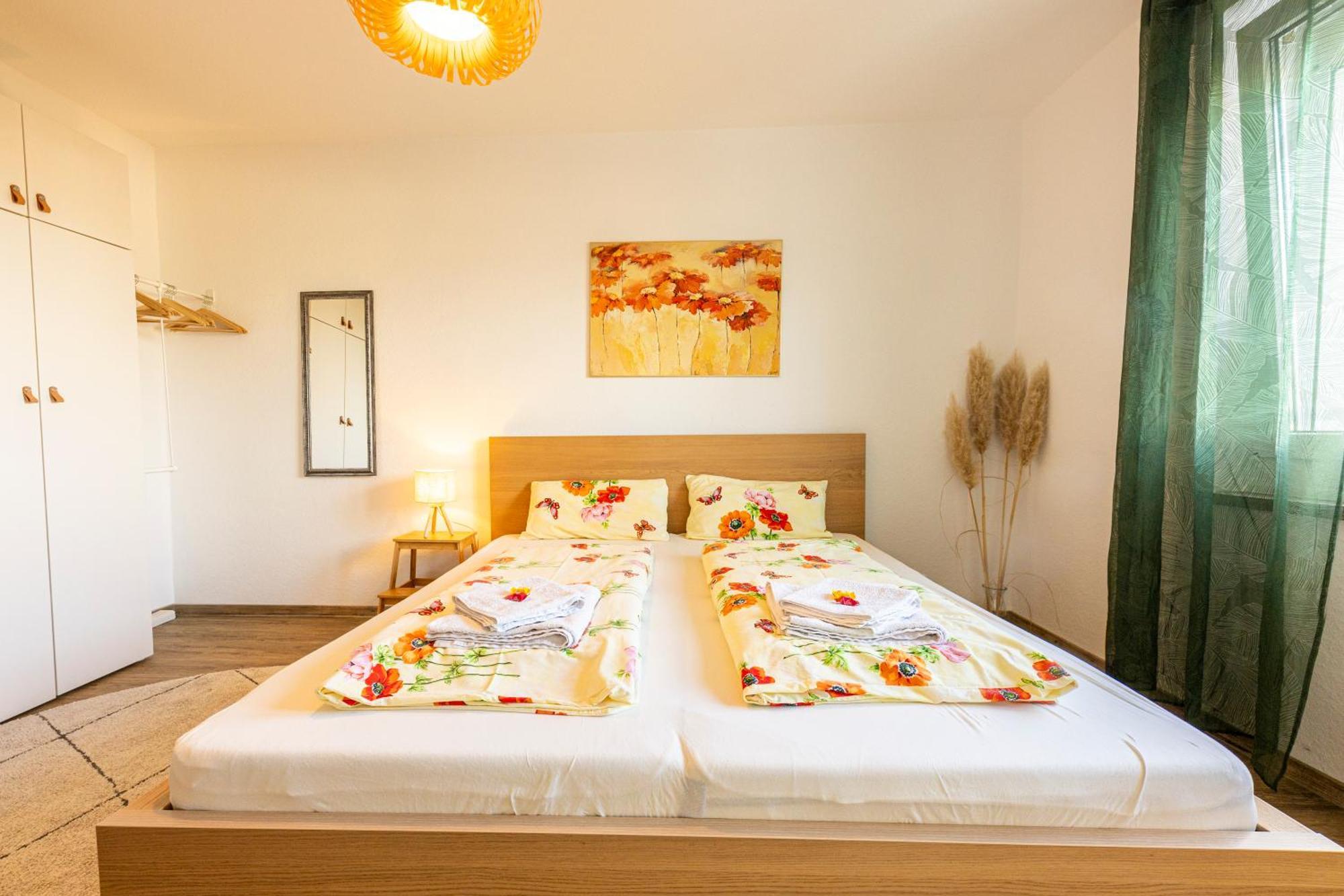 Modernes 2-Zimmer-Apartment Mit Balkon Und Netflix Iéna Extérieur photo