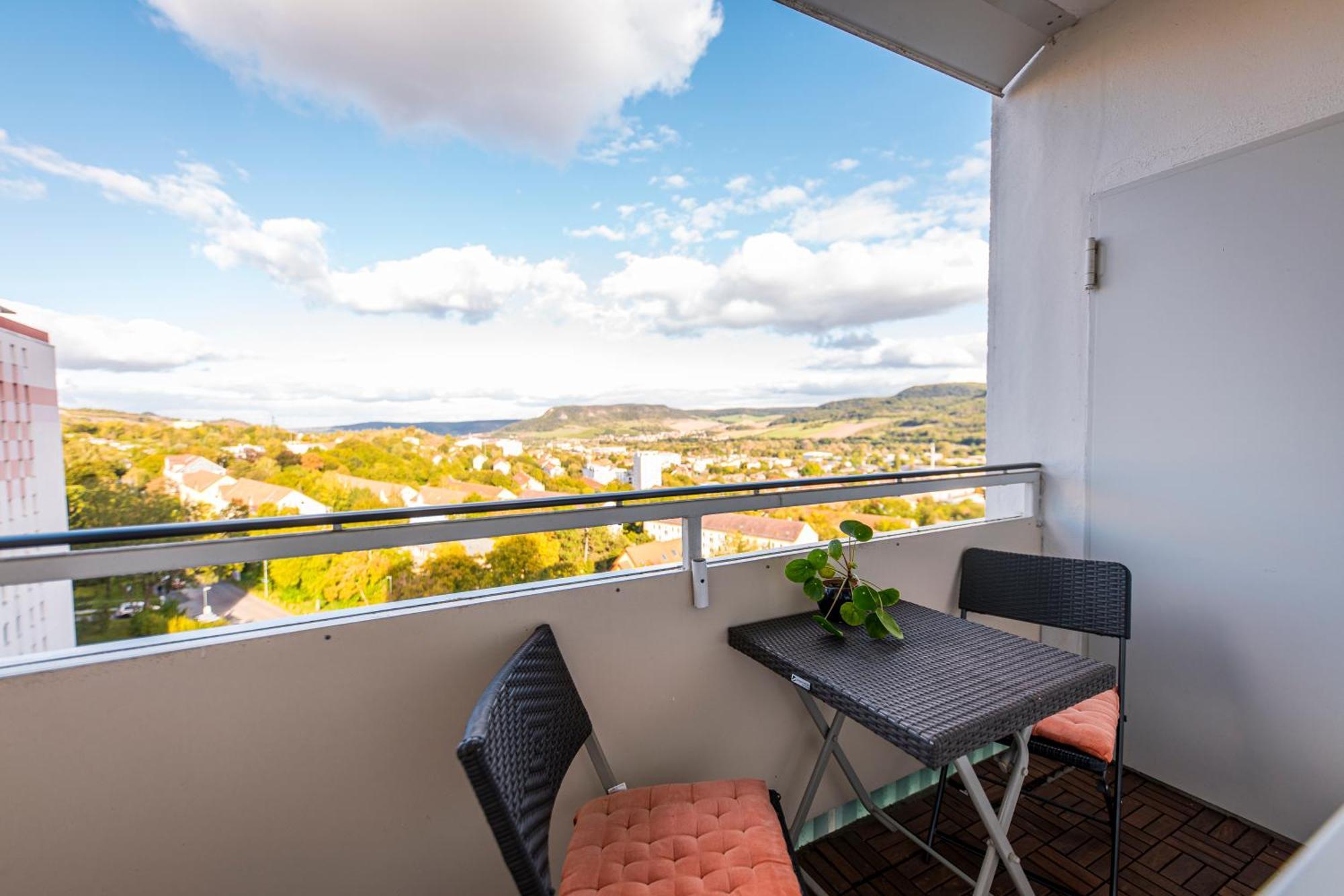 Modernes 2-Zimmer-Apartment Mit Balkon Und Netflix Iéna Extérieur photo